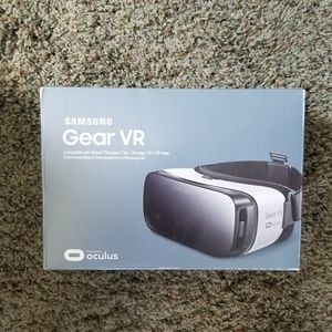 virtual reality headset